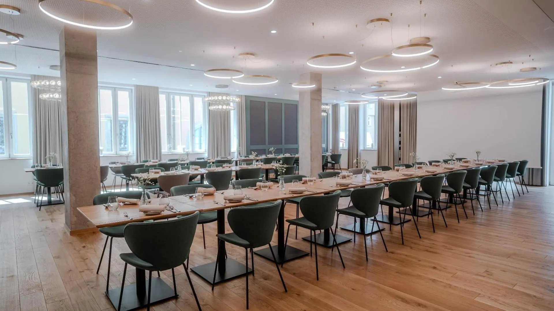 Hotel Deutsches Haus Dinkelsbühl 4*,  Γερμανία